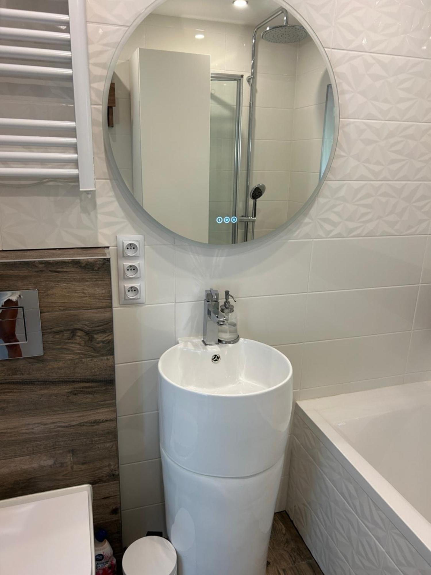 Belle Chambre Privee Avec Le Jardin Privatif Et Le Jacuzzi Cavalaire-sur-Mer Exterior foto