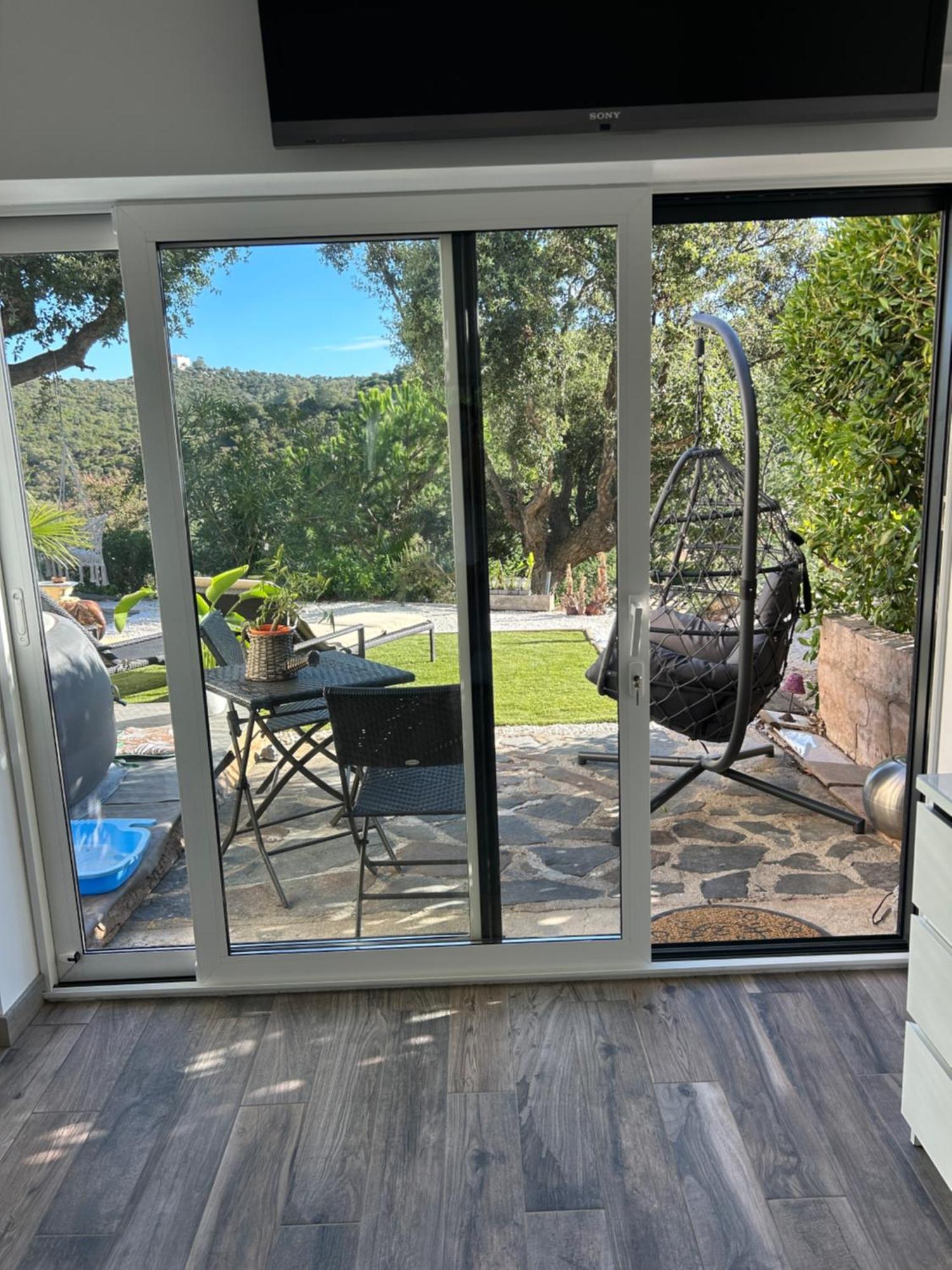 Belle Chambre Privee Avec Le Jardin Privatif Et Le Jacuzzi Cavalaire-sur-Mer Exterior foto